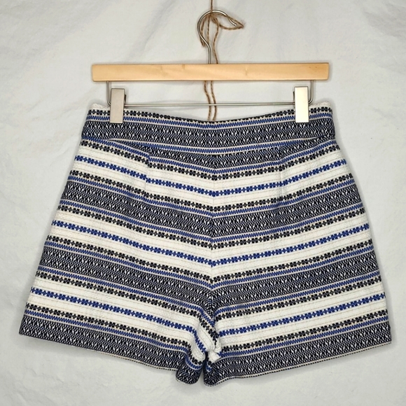 Gap Highwaisted Stripped Shorts - Picture 3 of 5